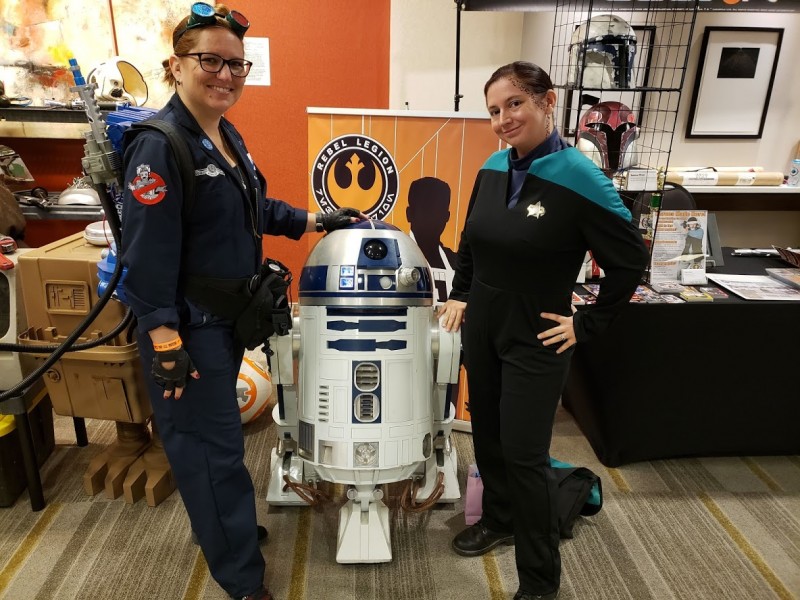 Rachel and I with the same R2-D2 I posted about a few weeks ago.